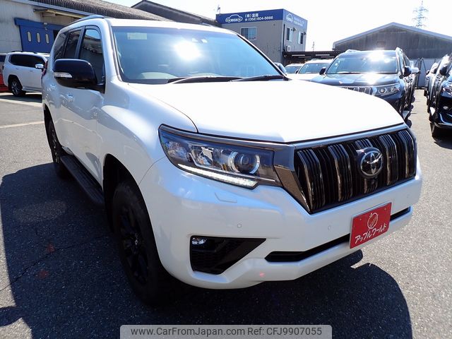 toyota land-cruiser-prado 2021 24433106 image 1