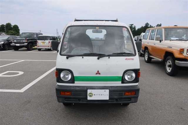 mitsubishi minicab-truck 1993 180605171009 image 2