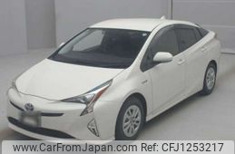 toyota prius 2017 -TOYOTA--Prius DAA-ZVW50--ZVW50-6087870---TOYOTA--Prius DAA-ZVW50--ZVW50-6087870-