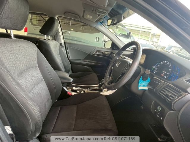 honda accord 2014 -HONDA--Accord DAA-CR6--CR6-1011717---HONDA--Accord DAA-CR6--CR6-1011717- image 2