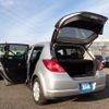 nissan tiida 2005 N2024110334A-24 image 15