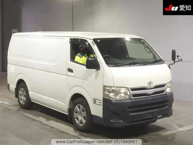 toyota regiusace-van 2013 CFJ1663961 image 1