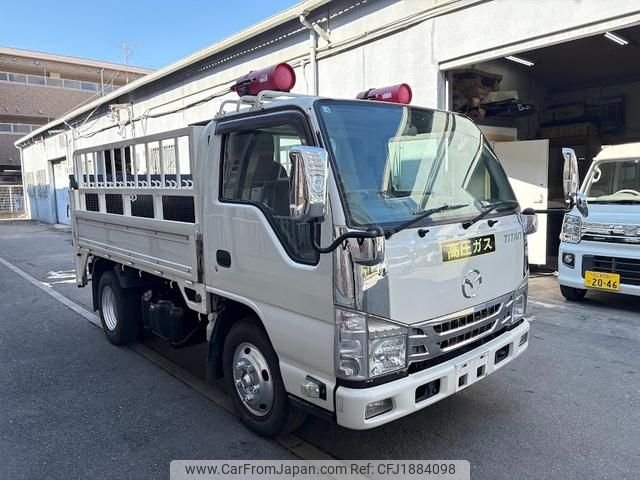 mazda titan 2017 CFJ1884098 image 2