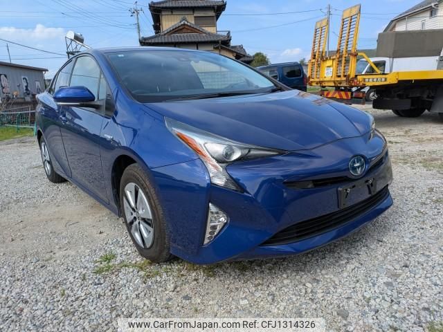 toyota prius 2018 quick_quick_DAA-ZVW51_ZVW51-6067291 image 1