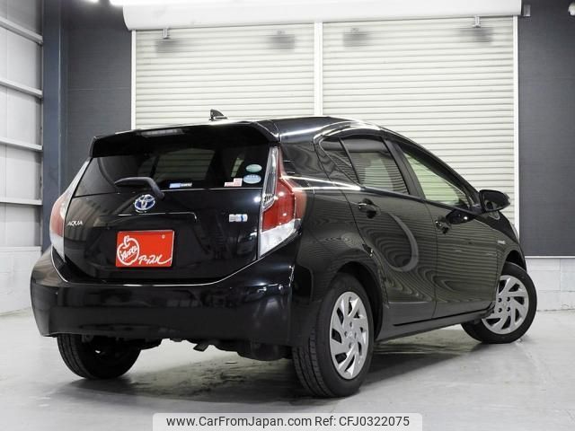 toyota aqua 2015 -TOYOTA--AQUA DAA-NHP10--6405910---TOYOTA--AQUA DAA-NHP10--6405910- image 2