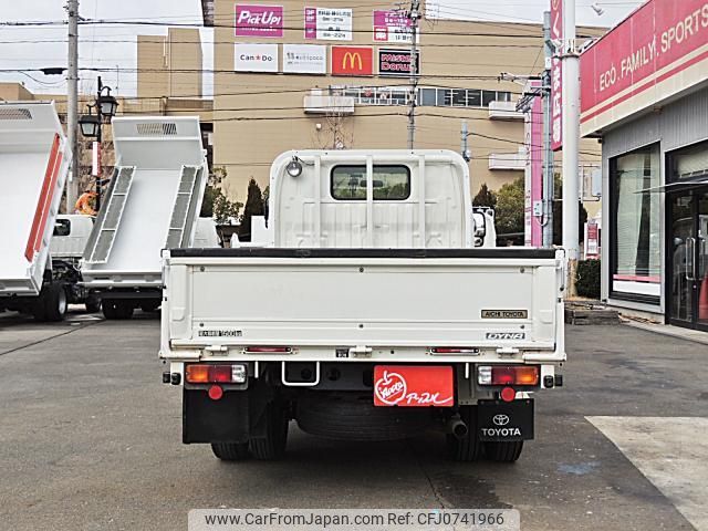 toyota dyna-truck 2017 quick_quick_ABF-TRY230_0128923 image 2