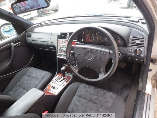 mercedes-benz c-class 2000 -MERCEDES-BENZ--Benz C Class GF-202020--WDB202020-2F921868---MERCEDES-BENZ--Benz C Class GF-202020--WDB202020-2F921868- image 2