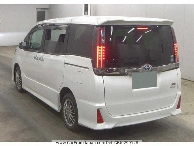 toyota noah 2020 quick_quick_6AA-ZWR80W_0474111 image 2