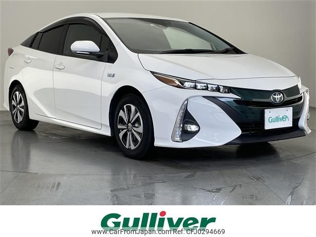 toyota prius-phv 2018 -TOYOTA--Prius PHV DLA-ZVW52--ZVW52-3072825---TOYOTA--Prius PHV DLA-ZVW52--ZVW52-3072825- image 1