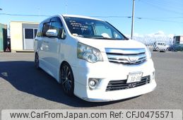 toyota noah 2010 ENHANCEAUTO_1_ea290990