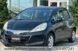 honda fit-hybrid 2013 CFJ1497241