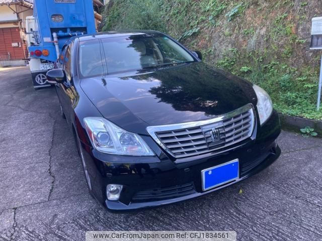toyota crown 2011 CFJ1834561 image 1