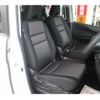nissan serena 2018 quick_quick_DAA-GFC27_GFC27-095875 image 10