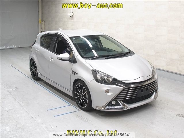 toyota aqua 2016 CFJ1656241 image 1