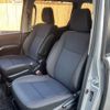 toyota noah 2016 -TOYOTA--Noah DBA-ZRR80G--ZRR80-0198903---TOYOTA--Noah DBA-ZRR80G--ZRR80-0198903- image 30