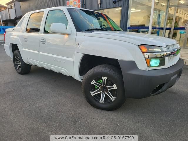 chevrolet avalanche 2005 GOO_NET_EXCHANGE_0403257A30240902W006 image 1