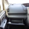 toyota noah 2008 NIKYO_YE17984 image 9