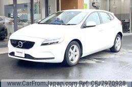 volvo v40 2017 -VOLVO--Volvo V40 LDA-MD4204T--YV1MVA8RDH2413330---VOLVO--Volvo V40 LDA-MD4204T--YV1MVA8RDH2413330-