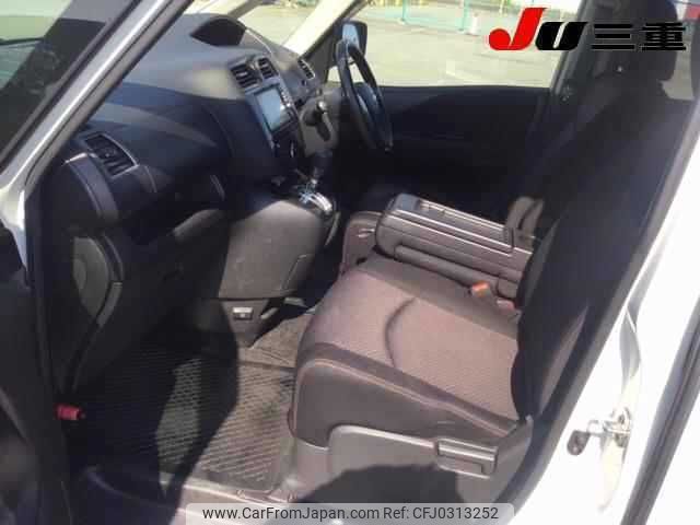 nissan serena 2011 TE1144 image 2