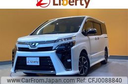 toyota voxy 2019 quick_quick_ZRR80W_ZRR80-0509651