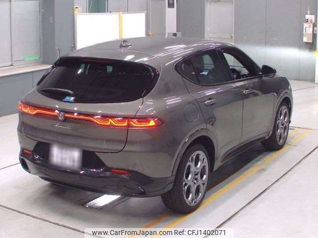 alfa-romeo alfa-romeo-others 2023 -ALFA ROMEO 【岐阜 303ﾈ1696】--Alfa Romeo Tonale 3AA-AV115--ZARNASDA1N3034221---ALFA ROMEO 【岐阜 303ﾈ1696】--Alfa Romeo Tonale 3AA-AV115--ZARNASDA1N3034221- image 2