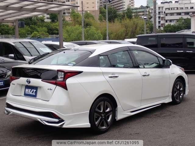 toyota prius 2020 quick_quick_DAA-ZVW51_ZVW51-6154785 image 2