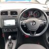 volkswagen polo 2015 quick_quick_DBA-6RCJZ_WVWZZZ6RZFU048092 image 3