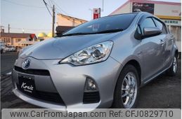 toyota aqua 2012 -TOYOTA--AQUA NHP10--6078579---TOYOTA--AQUA NHP10--6078579-