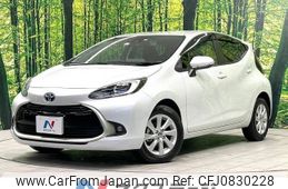 toyota aqua 2022 -TOYOTA--AQUA 6AA-MXPK11--MXPK11-2092477---TOYOTA--AQUA 6AA-MXPK11--MXPK11-2092477-