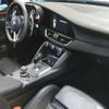 alfa-romeo giulia 2018 -ALFA ROMEO 【大阪 361ﾑ 39】--Alfa Romeo Giulia ABA-95220--ZAREAEGN4J7572513---ALFA ROMEO 【大阪 361ﾑ 39】--Alfa Romeo Giulia ABA-95220--ZAREAEGN4J7572513- image 6