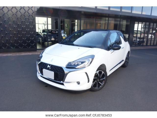 citroen ds-automobiles-ds3-crossback 2018 quick_quick_A5CHN01_VF7SAHNZTHW524357 image 1