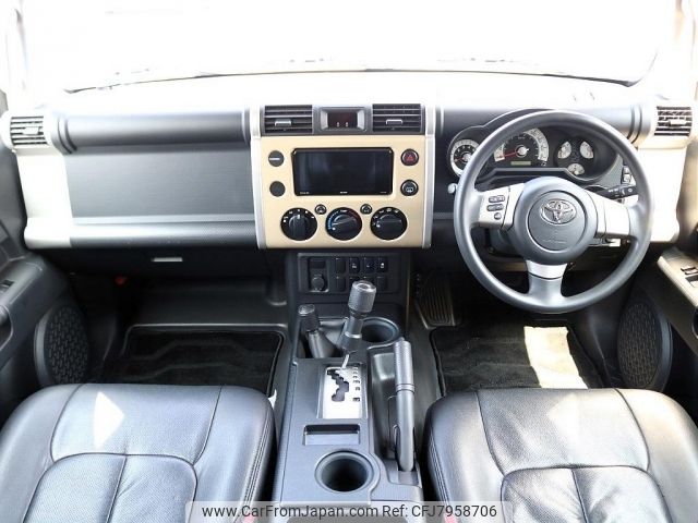 toyota fj-cruiser 2012 CFJ7958706 image 2