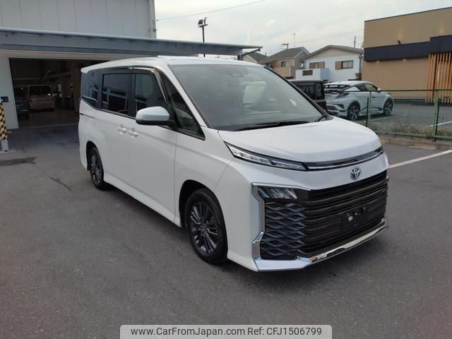 toyota voxy 2022 CFJ1506799 image 2