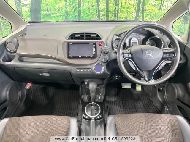 honda fit-shuttle-hybrid 2013 CFJ1593623 image 2