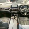 bmw 5-series 2018 quick_quick_LDA-JC20_WBAJC32010WE58444 image 2