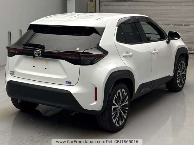 toyota yaris-cross 2023 CFJ1865016 image 2