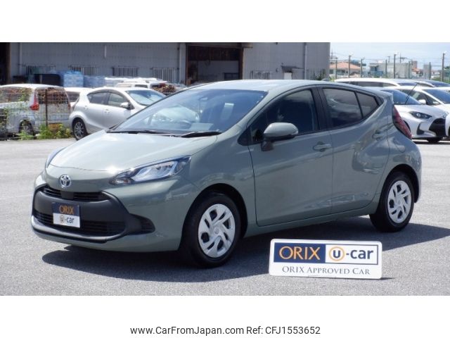 toyota aqua 2023 CFJ1553652 image 1