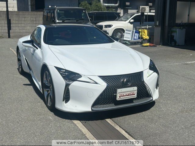 lexus lc 2017 CFJ1617670 image 1