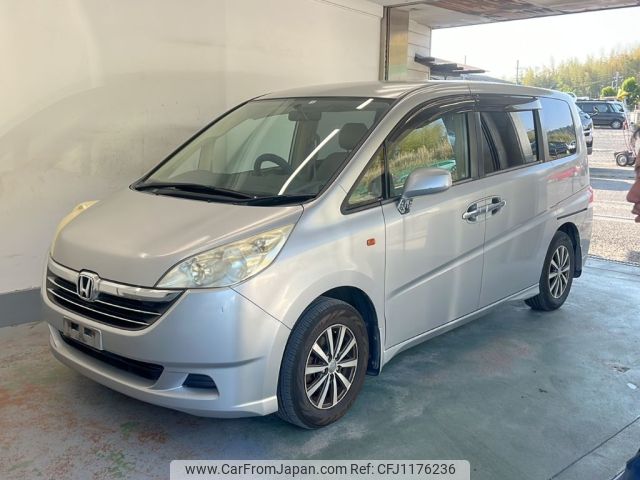 honda stepwagon 2006 -HONDA--Stepwgn RG1-1079961---HONDA--Stepwgn RG1-1079961- image 1