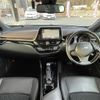 toyota c-hr 2017 -TOYOTA--C-HR DAA-ZYX10--ZYX10-2054699---TOYOTA--C-HR DAA-ZYX10--ZYX10-2054699- image 18