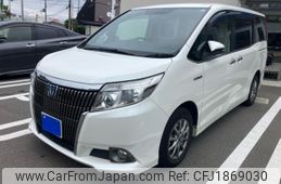 toyota esquire 2015 CFJ1869030