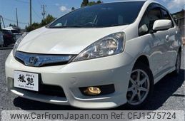 honda fit-shuttle 2011 CFJ1575724