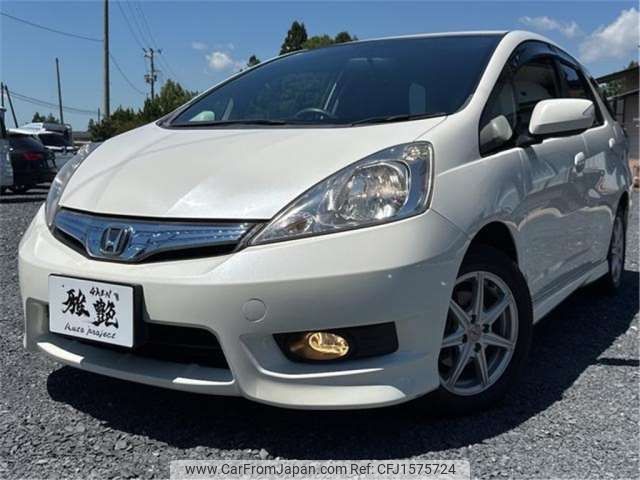 honda fit-shuttle 2011 CFJ1575724 image 1