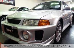 mitsubishi lancer 1998 CFJ1675604