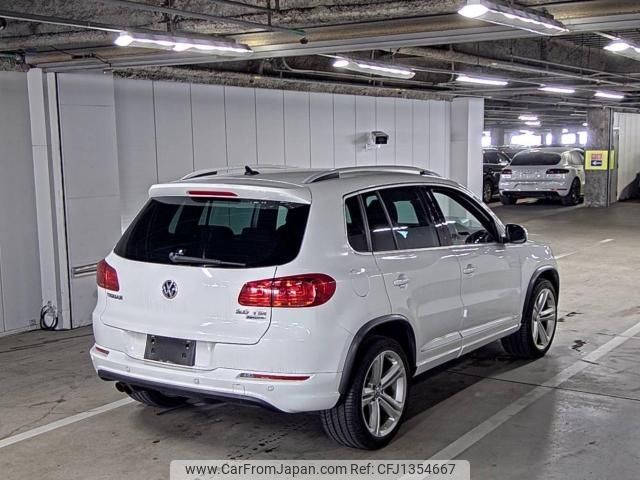 volkswagen tiguan 2016 -VOLKSWAGEN--VW Tiguan WVGZZZ5NZGW005277---VOLKSWAGEN--VW Tiguan WVGZZZ5NZGW005277- image 2