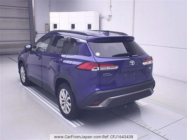 toyota corolla-cross 2022 CFJ1643438 image 2