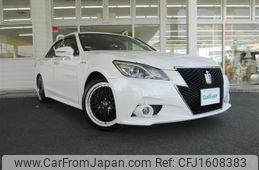 toyota crown 2015 CFJ1608383