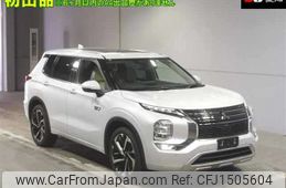mitsubishi outlander-phev 2022 CFJ1505604