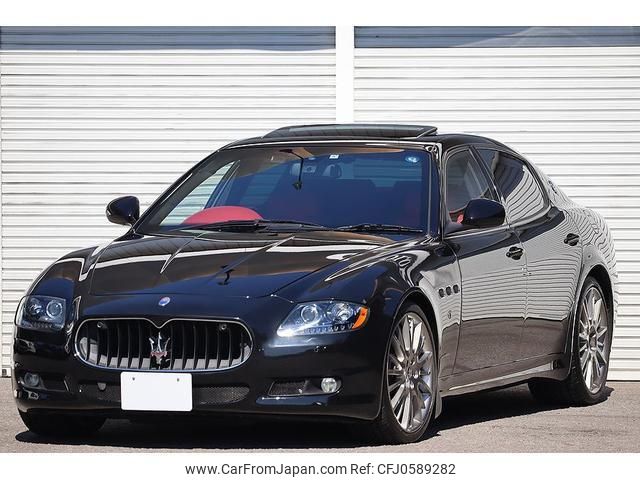 maserati quattroporte 2011 quick_quick_MQPG_ZAMKK39C000055666 image 2