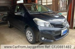 toyota vitz 2012 -TOYOTA--Vitz DBA-NSP135--NSP135-2022482---TOYOTA--Vitz DBA-NSP135--NSP135-2022482-